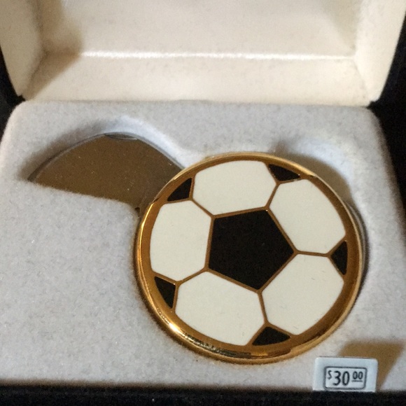 ❤️Swank Soccer novelty item❤️ - Picture 2 of 4